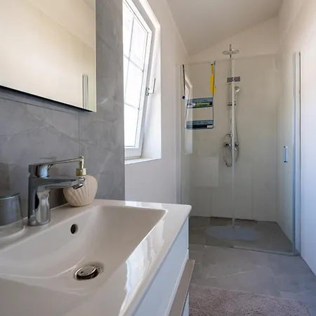 Villa Bohemica With Private Heated Pool