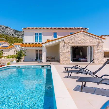 Villa Bohemica With Private Heated Pool Orebić