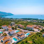 Bohemica With Private Heated Pool Villa Orebić