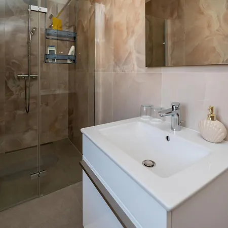 Bohemica With Private Heated Pool Orebic