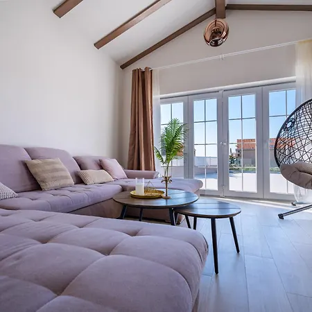 Bohemica With Private Heated Pool *