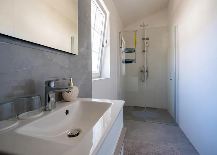 Villa Bohemica With Private Heated Pool