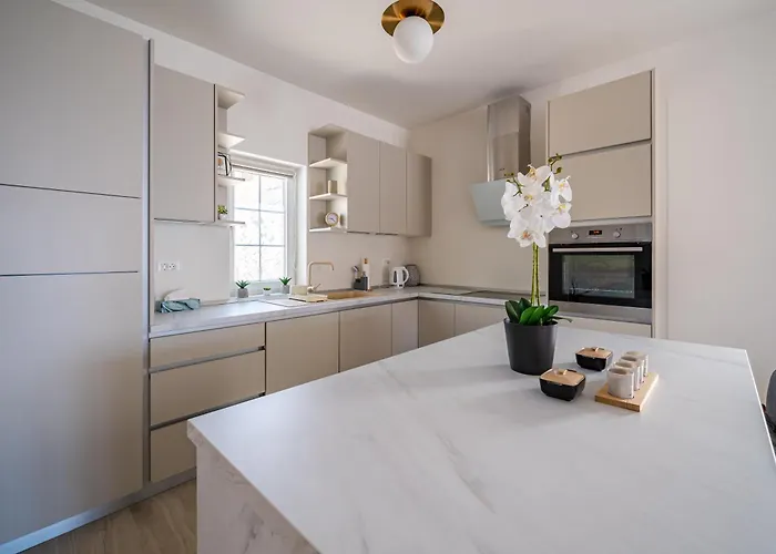 Bohemica With Private Heated Pool Orebić